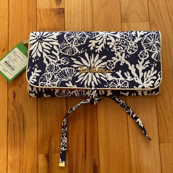 NWT Lilly Pulitzer Clutch - Picture 1 of 3